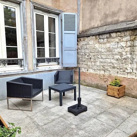 Tres Beau Studio Terrasse Privative, Plein Centre * Troyes